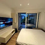 Riva Lake Lodge